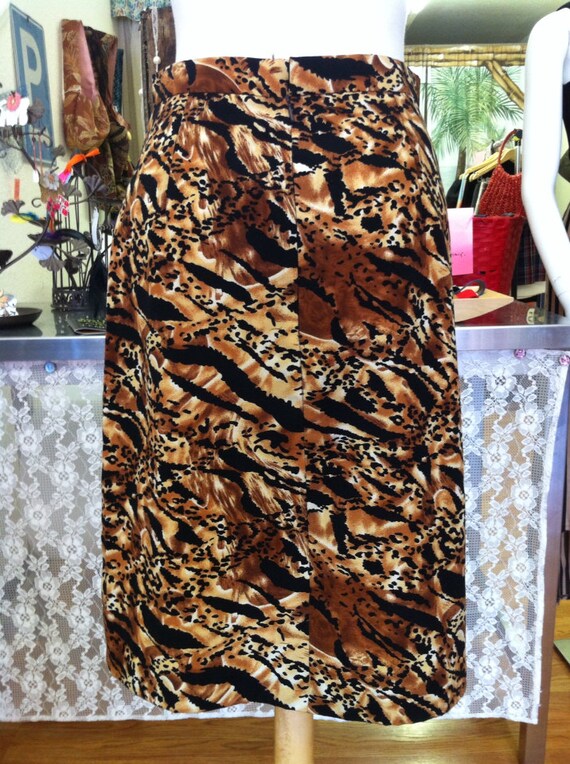 Vintage handmade leopard print skirt - image 4