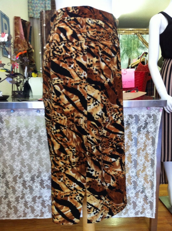 Vintage handmade leopard print skirt - image 3