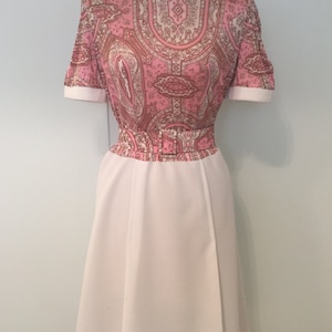 1970s Pretty Paisley Print Dress