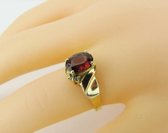 14K Gold & Red Garnet Gemstone Ring, Red Stone Solitaire Band Ring, Vintage Estate, Anniversary, Birthday Gift For Her, Size 6