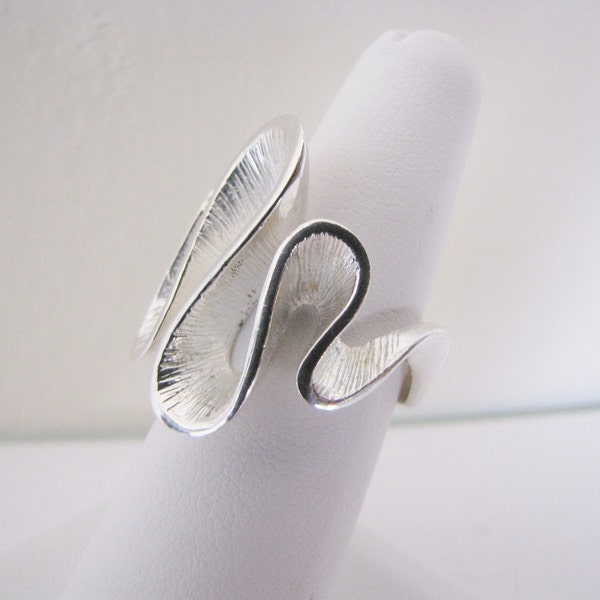 Reserved for Recca - Sterling Silver Vintage  Wave - Abstract Ring - Size 7.75 - Cocktail Ring - Statement Ring