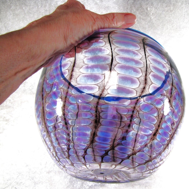 Amazing Hand Blown Large Art Glass Reptilian Bowl By Glass Master Tom Philabaum Astract Reptile Pattern One Of A Kind image 8