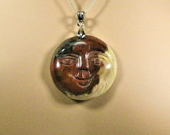 Magnífico collar colgante de cara de luna de piedra tallada, piedra de jaspe mookaite curativa, regalo espacial para ella