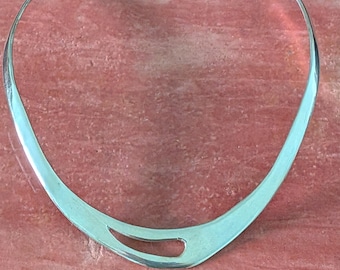 Vintage Modernist Mexican Sterling Silver Torque Necklace // Collar Necklace