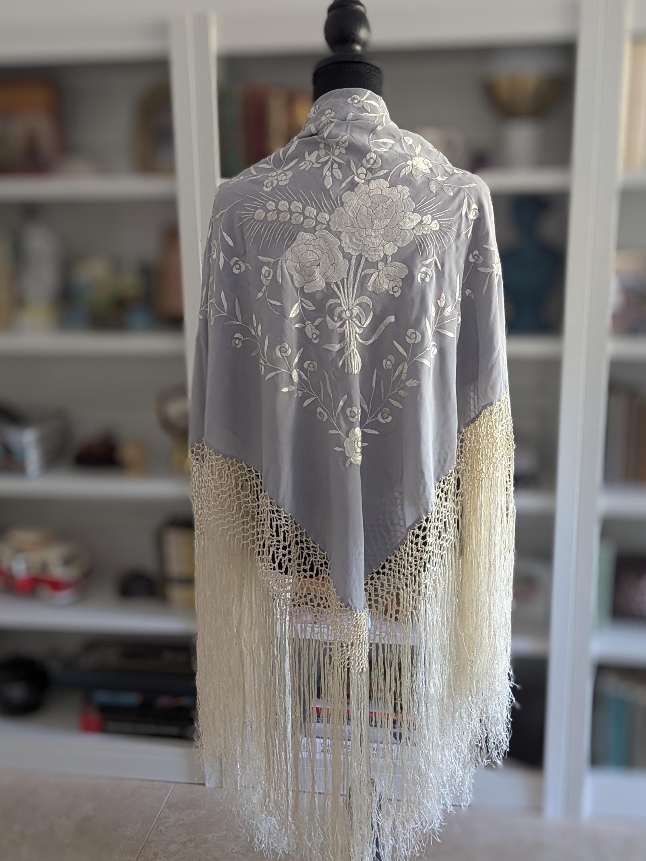 Flamenco shawl - Etsy 日本