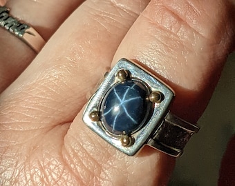 Substantial Sterling Silver Linde Star Sapphire Ring // 14k Gold Accents // Fantastic Modern Design