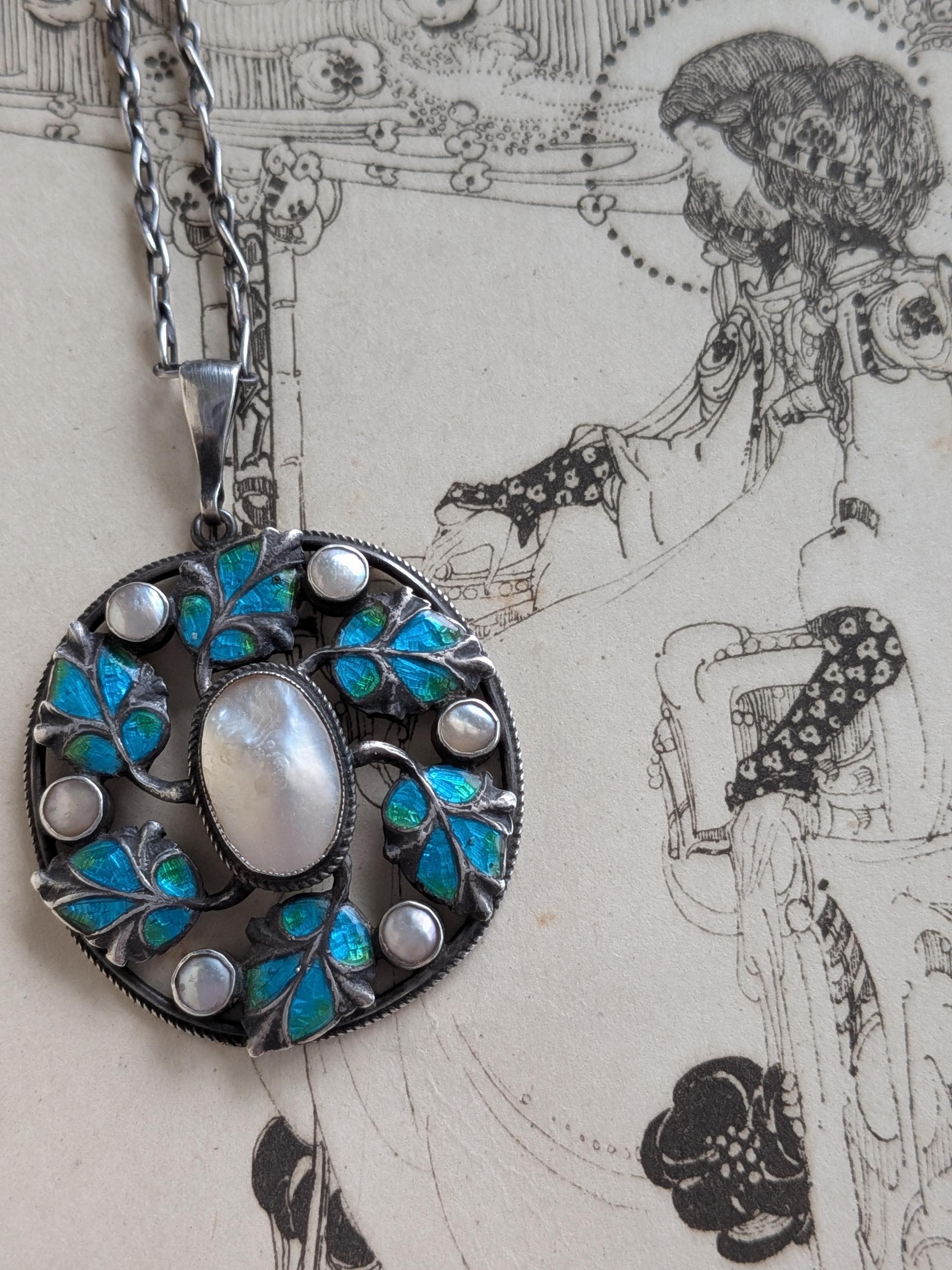 Liberty Co Necklace - Etsy