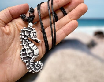 Seahorse Necklace Seahorse Jewelry Sea Horse Necklace Sea Horse Pendant Sea Horse Jewelry sea Horse Charms White Sea Horse Necklace Beach