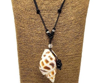 Seashell Pendant Big Seashell Pendant Necklace Hawaiian Seashell Necklace Seashell Art Seashell Jewelry Sea Shell Necklace for Women