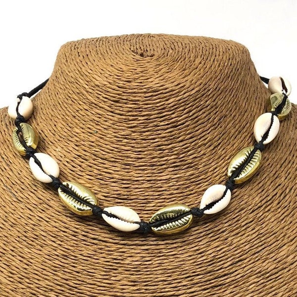Gold Cowrie Shell Necklace Choker, Gold Seashell Necklace, Hawaiian Shell Necklace, Sea shell Necklace Choker, Cowrie Shell Necklace