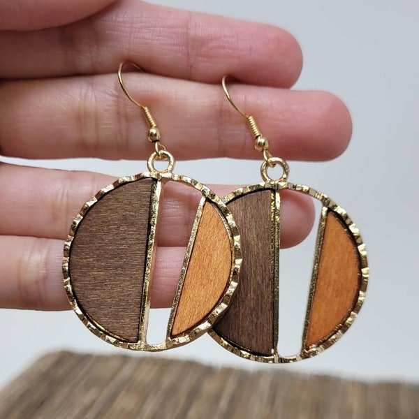 Boho Chic Wooden Circle Disc Earrings with Gold Tone Border - Earthy Tone Handcrafted Wood Earrings for Women Eco-Friendly & Lightweight