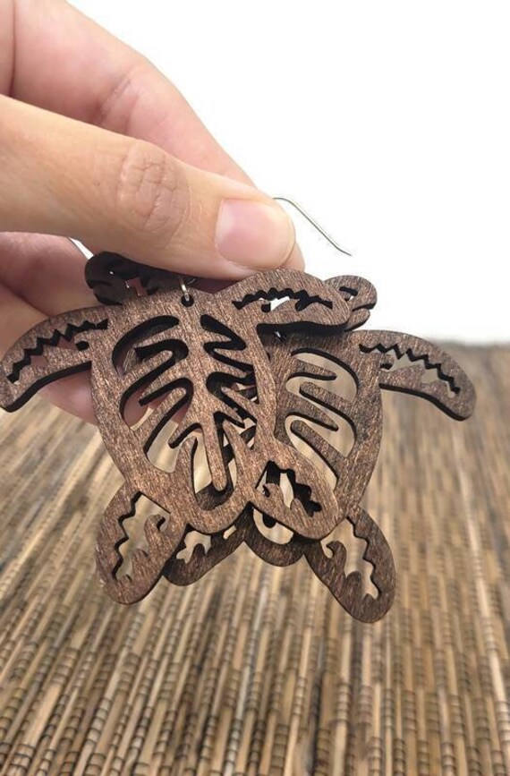 Playa Earrings in Dark Wood Playa Earrings in Dark Wood