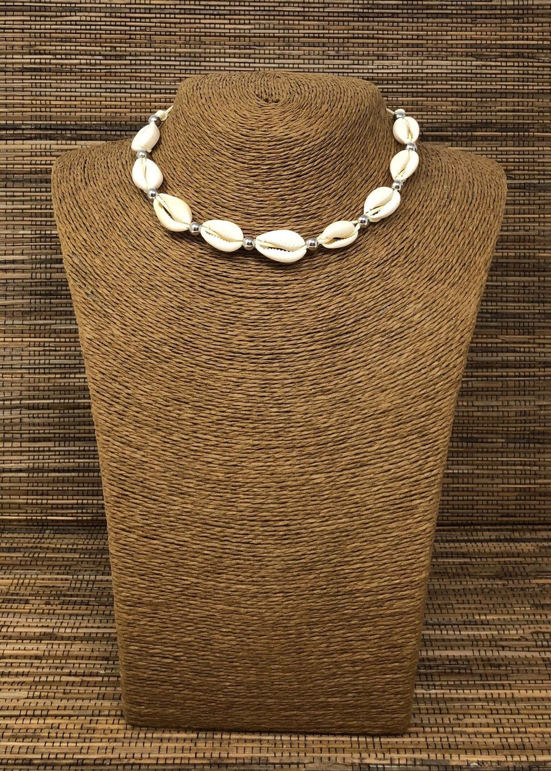 Hawaiian Shell Necklace - Natural Seashell Necklace - Sea Shell ...