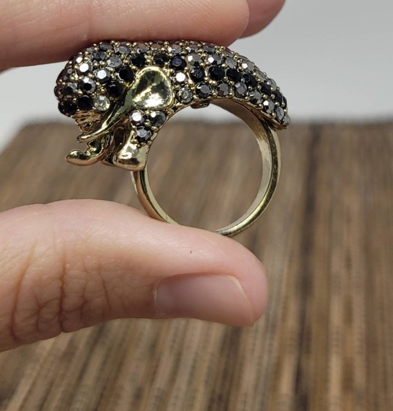 Gold Elephant Ring - Lotta Djossou Paris
