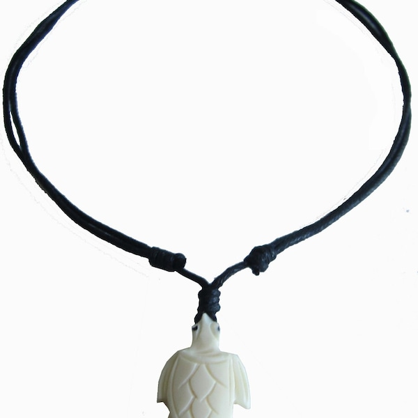 Collier tortue - pendentif tortue de mer - pendentif en os de style maori sculpté à la main - hameçon blanc collier pendentif hameçon blanc