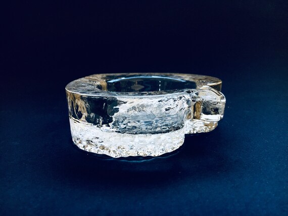 Image showcasing Ornaments & Accents Home Décor Scandinavian Ice Glass Heart Ashtray ...