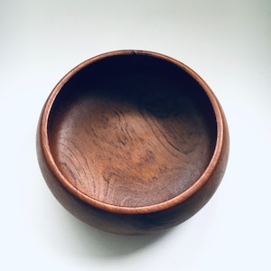 Vintage Midcentury Modern Scandinavian Design Teak Fruit Bowl, Denmark 1960&#39;s - 2