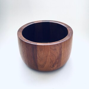 Midcentury Scandinavian Design Teak Bowl by Nissen, Denmark 1960&#39;s