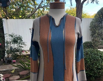 Earthtone Hippie Boho Poncho Baja Striped Caftan Pullover Sweater 1970's