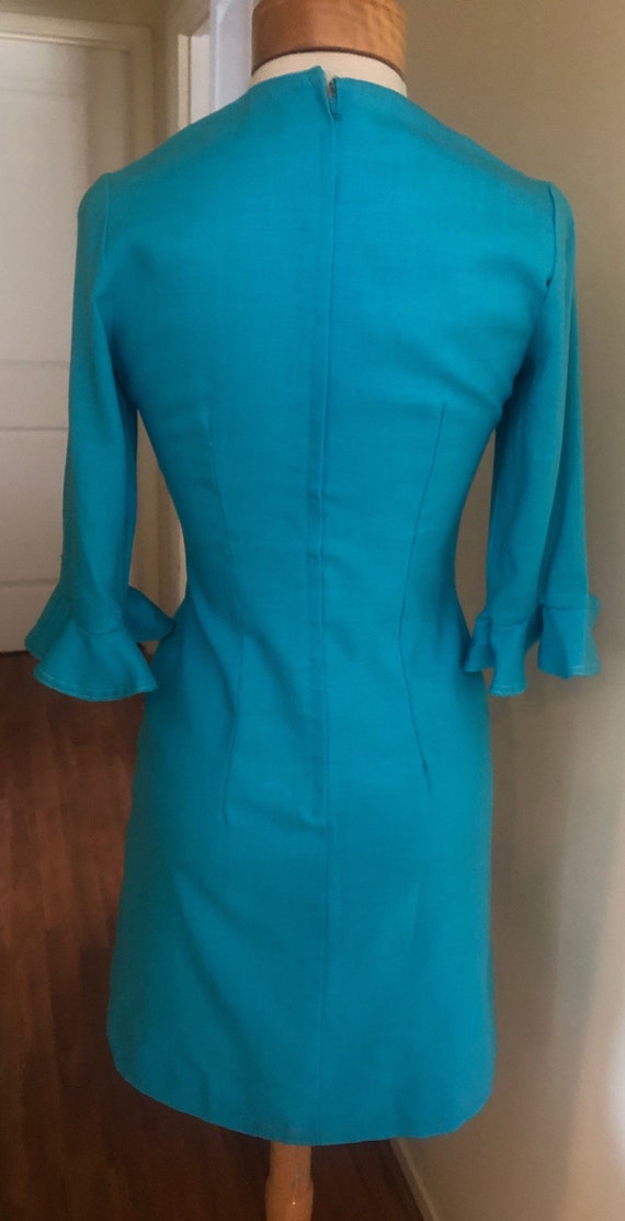 Vintage 1960's Embroidered Turquoise Blue Linen S… - image 6