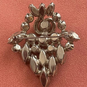 Large Vintage 1940 S 1950 S White Clear Rhinestone Cocktail Cluster Pin Large Vintage 1940 S 1950 S White Clear Rhinestone Cocktail Cluster Pin