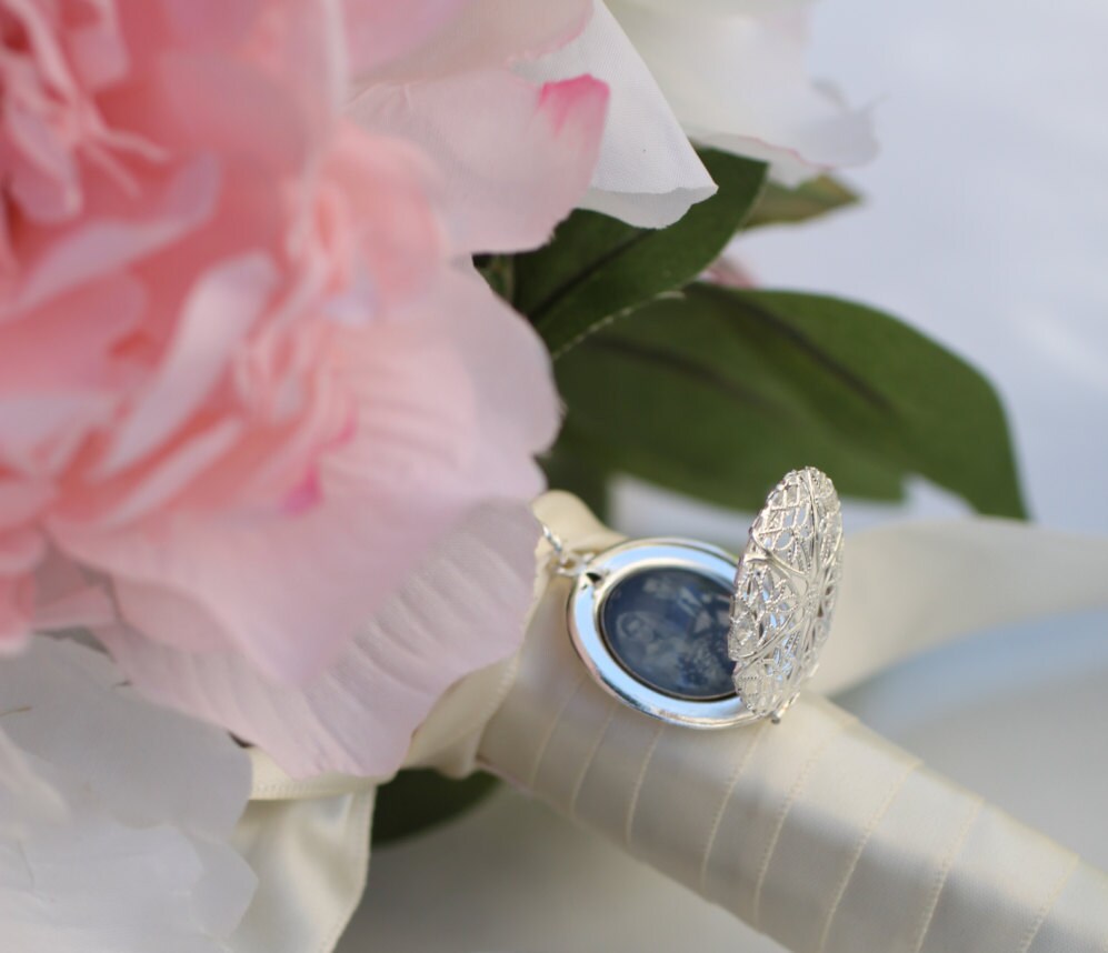 Cherish Vintage Inspired Photo Locket Bouquet Charm in Silver Etsy