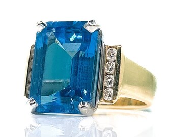 Vintage Blue Topaz Gemstone Ring in 14k Gold, Retro Jewelry from the 1990s - Timeless, Sustainable, @JewelryOnRepeat