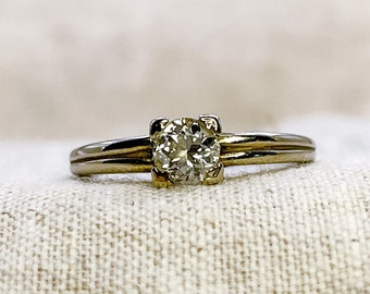 Vintage Diamond Solitaire Engagement Ring in 14k White Gold, Antique Jewelry from the 1930s - Timeless, Sustainable, @JewelryOnRepeat