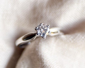 Vintage Diamond Engagement Ring, Round Cut, 18k White Gold, 1990s Solitaire Bridal Ring