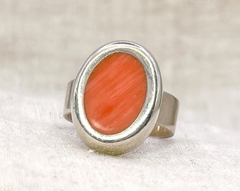 Vintage Coral Gemstone Ring in Sterling Silver, Retro Jewelry from the 60s, 70s, 80s, 90s - Timeless, Sustainable, @JewelryOnRepeat