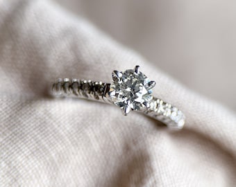 Vintage Diamond Engagement Ring in 10k White Gold, Retro Jewelry from the 2000s - Timeless, Sustainable, @JewelryOnRepeat