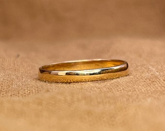 Vintage Rose Gold Wedding Band in 14k Gold, Vintage Jewelry from the 1930s - Timeless, Sustainable, @JewelryOnRepeat