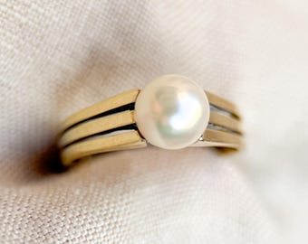 Vintage Pearl Engagement Ring, 14k Gold, 1980s Solitaire Bridal Ring
