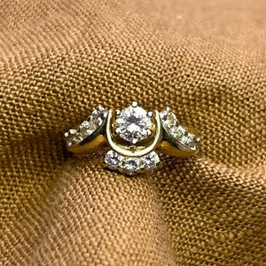 Vintage Diamond Wedding Set in 14k Gold, Antique Jewelry from the 1970s - Timeless, Sustainable, @JewelryOnRepeat