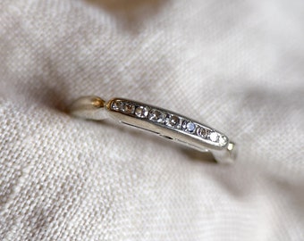 Vintage Diamond Channel Set Wedding Band in 14k White Gold, Antique Jewelry from the 1940s - Timeless, Sustainable, @JewelryOnRepeat