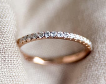 Vintage Diamond Wedding Band, 14k Rose Gold, Prong Set Minimalist Ring, Stacking Band