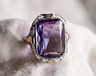 Vintage Purple Amethyst Art Deco Gemstone Ring in 10k White Gold, Antique Jewelry from the 1940s - Timeless, Sustainable, @JewelryOnRepeat