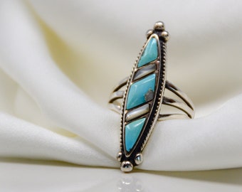 Vintage Turquoise Gemstone Ring in Sterling Silver, Retro Jewelry from the 60s, 70s, 80s, 90s - Timeless, Sustainable, @JewelryOnRepeat