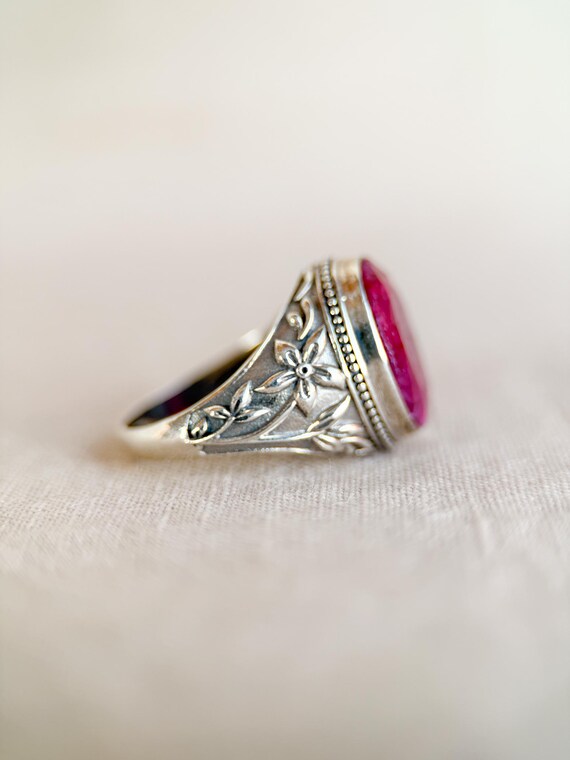 Vintage Sterling Silver Ruby Statement Ring - Fac… - image 4