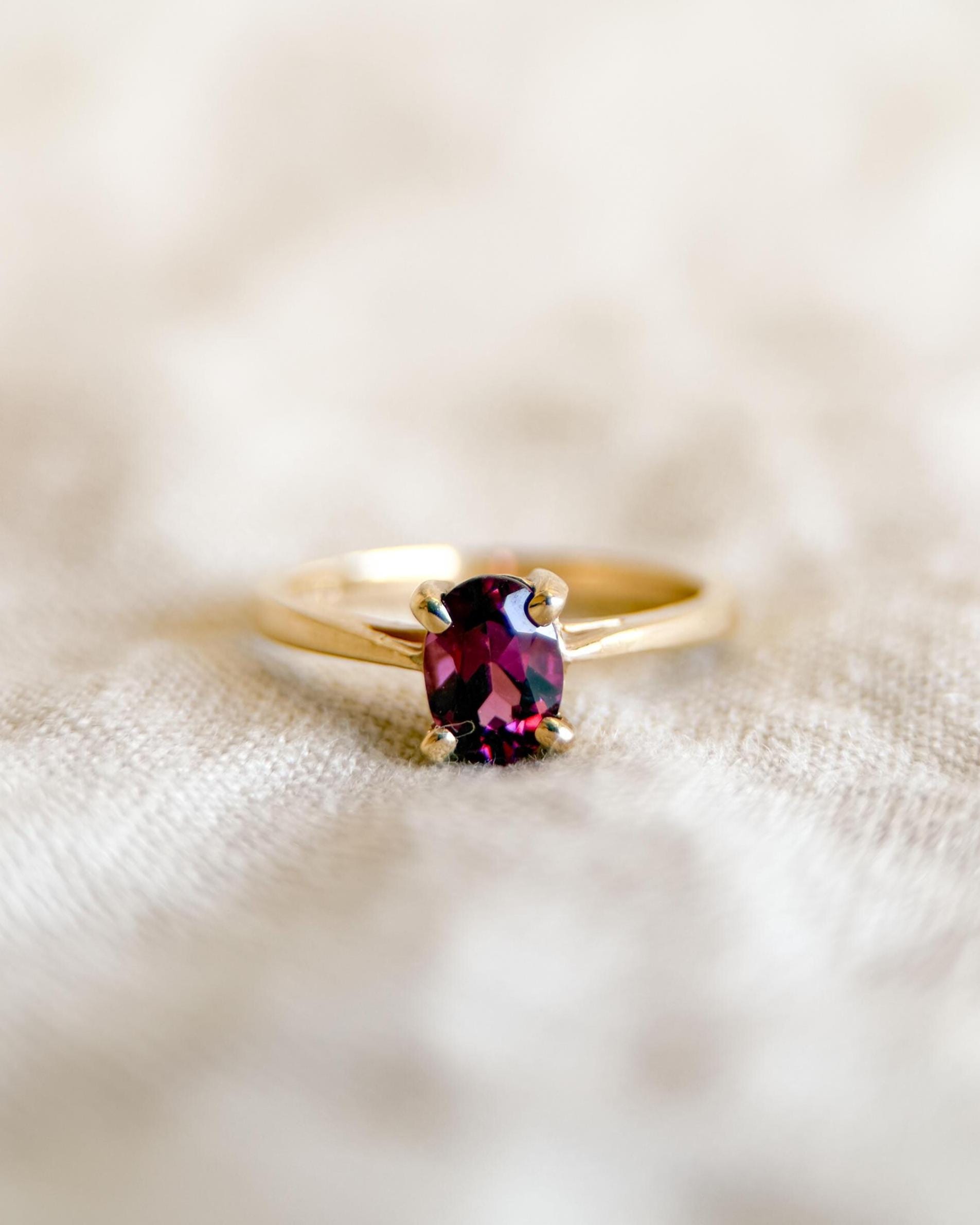 Vintage Rhodolite Garnet Ring, 14k Gold Oval Cut Solitaire Statement…