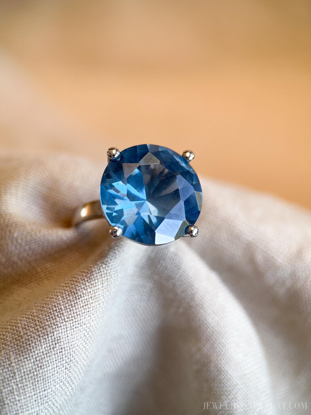 Bague vintage avec pierres précieuses bleues en argent sterling