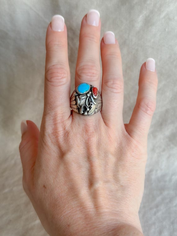 Vintage Sterling Silver Turquoise Coral Wolf Ring… - image 7