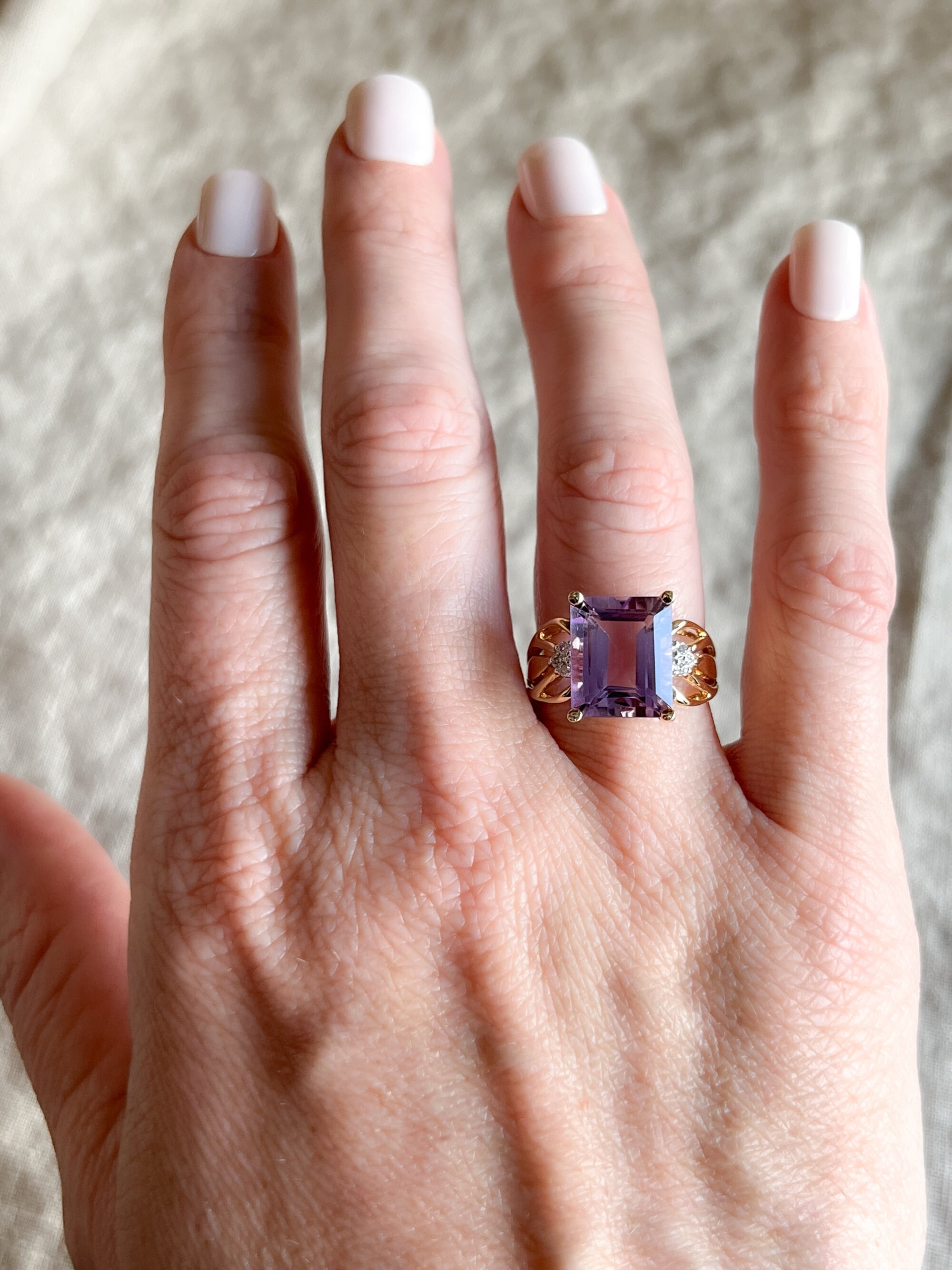 Bague En Or 14 Carats Des Années 1950 - Sertie D'une Pierre Violette - Taille 58