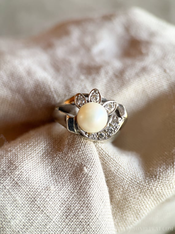 Vintage Pearl and Diamond Ring in 14k White Gold, 