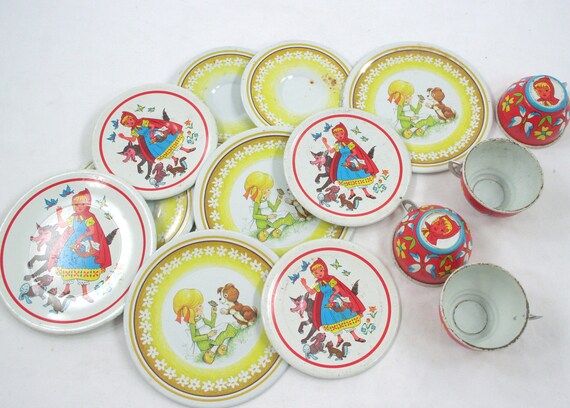 vintage play dishes