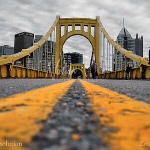 Downtown Pittsburgh Photo Print, selective color HDR photograph, black, white, and yellow, fine photography prints, Black and Yellow 画像 3