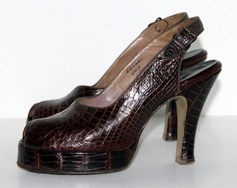 Vintage 1940s Platforms// Alligator// Sling Backs//Brown// Open Toe Platforms//Brown//Designer Belegranti// Old Hollywood// 40s Platforms