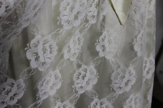 Vintage 1980s Wedding Gown - Lace - Satin - Gold … - image 7