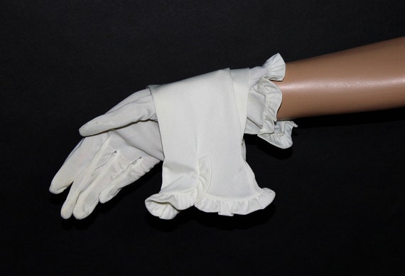 Vintage 1950s White Nylon Gloves Pinup Bombshell … - image 1