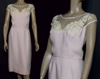 1950s Dress//Cocktail Party Dress//Sheer Nylon// Linen// floral applique // Satin Lined// Wiggle Dress//Hourglass Dress//50s Pink Dress